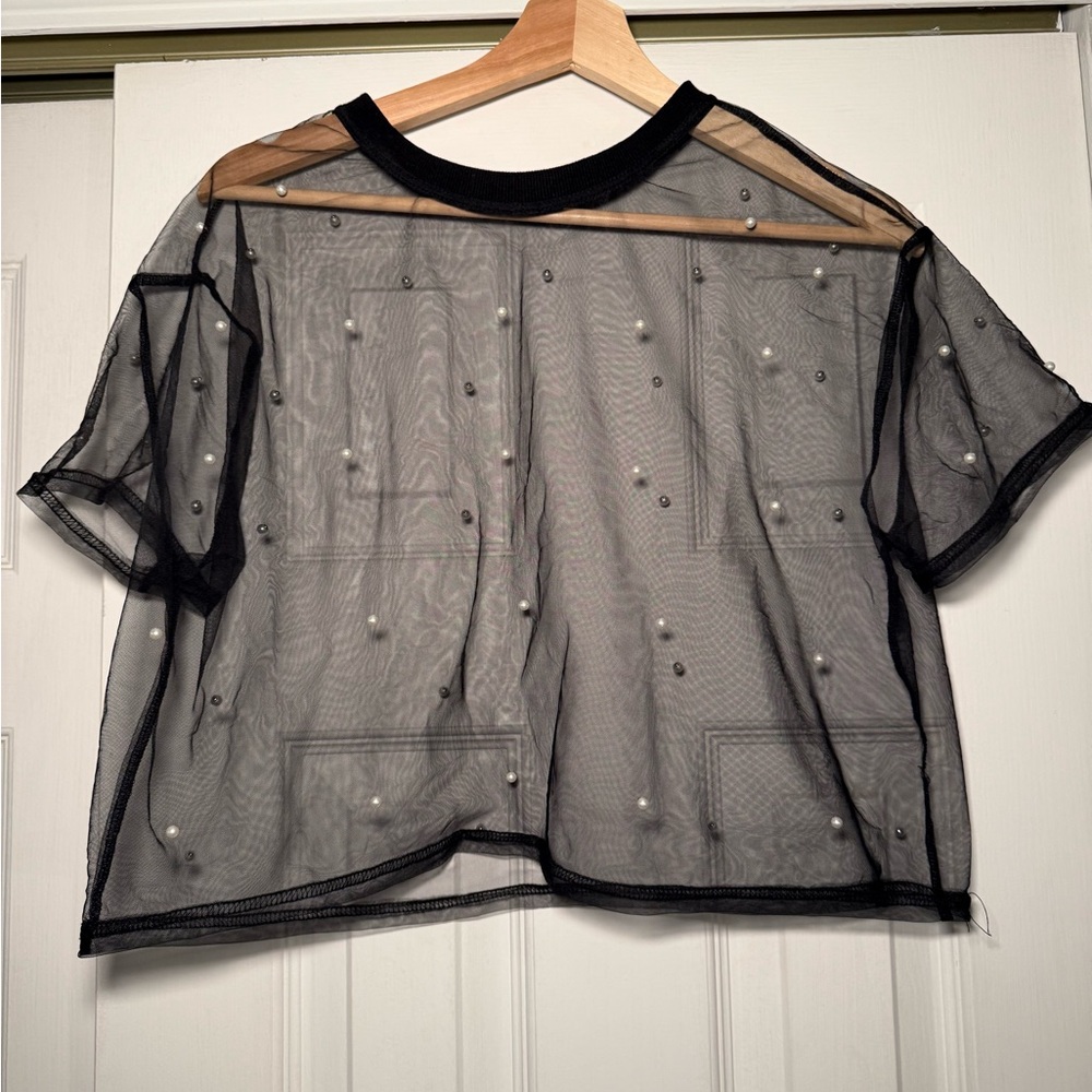 Forever 21 Black Embellished Crop T-Shirt